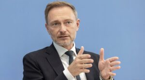 Bundeshaushalt: Lindner will bei Bürgergeld nacharbeiten –Schuldenbremse bleibt