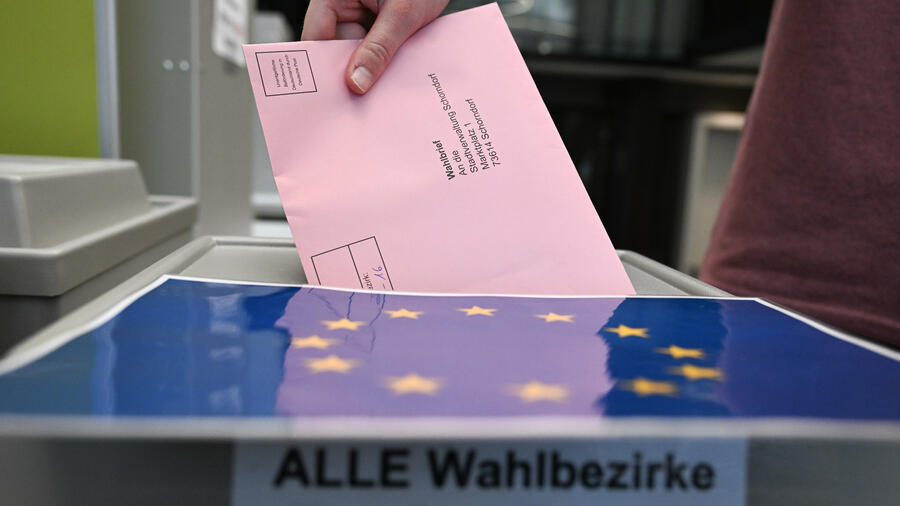 +++ Europawahl +++: Rund 65 Millionen Europäer sind wahlberechtigt – die ersten Länder sind schon dran