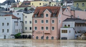 Flutkatastrophe: Entspannung trotz neuer Regenfälle bei Hochwasserlage in Bayern