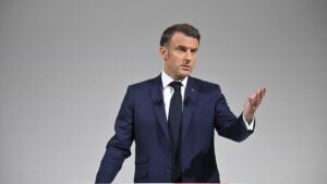 Frankreich: Macron rechtfertigt Neuwahl-Entscheidung – und beklagt „unnatürliche Allianzen“ an den Rändern